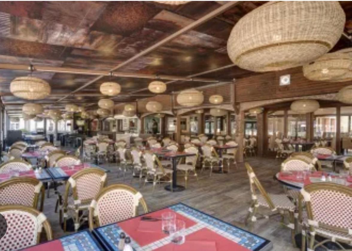 Camping Oasis Village ピュジェ・シュル・アルジャン エクステリア 写真