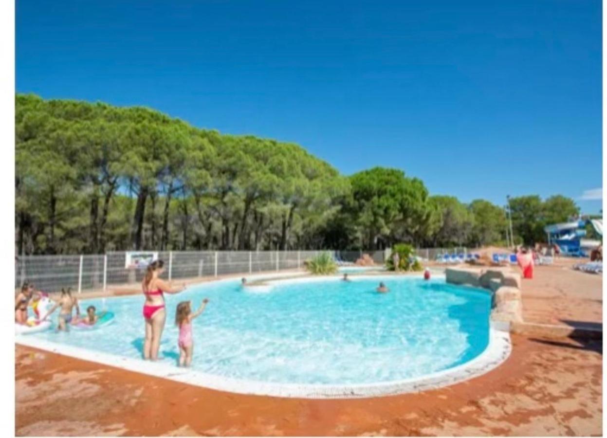 Camping Oasis Village ピュジェ・シュル・アルジャン エクステリア 写真